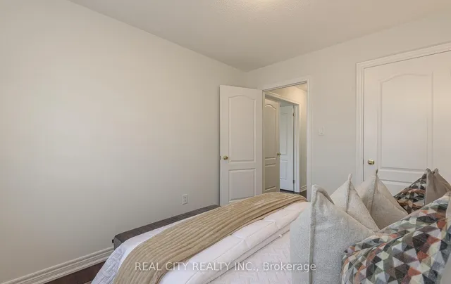 Additional image 19 of 27 Bellhaven Cres