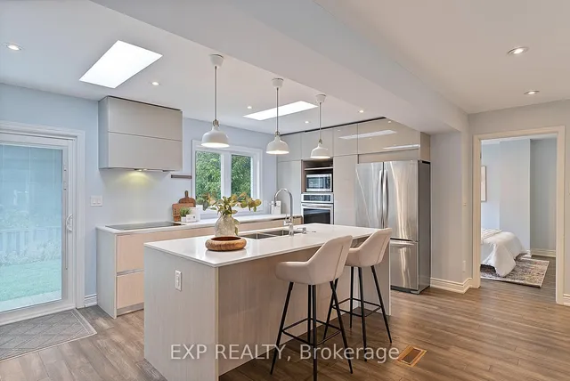 Additional image 6 of 4056 Longo Circ