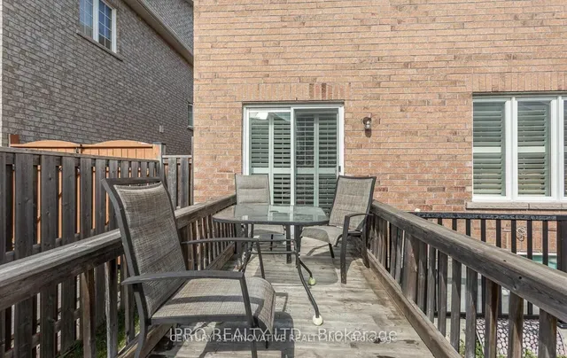 Additional image 31 of 126 Footbridge Cres