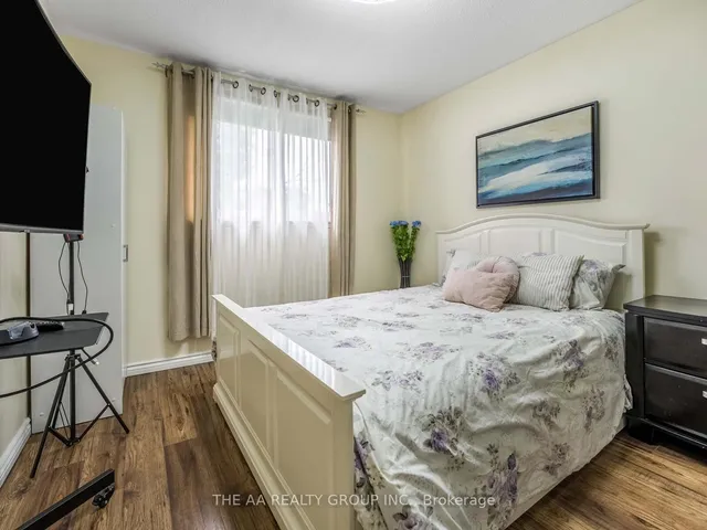 Additional image 19 of 33 Guildford Cres Unit 33