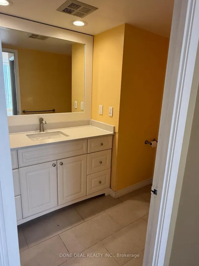 Additional image 27 of 50 Eglinton Ave Unit 207