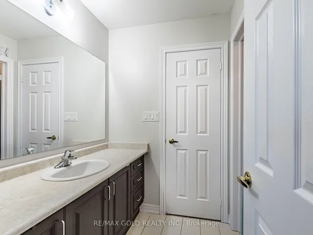 Additional image 27 of 62 Masken Circ