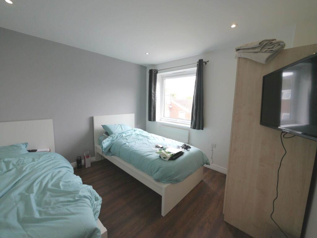 Additional image 15 of St. Peters Close, Hatfield