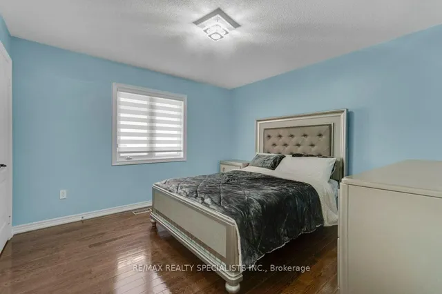 Additional image 28 of 7 NEWINGTON Cres