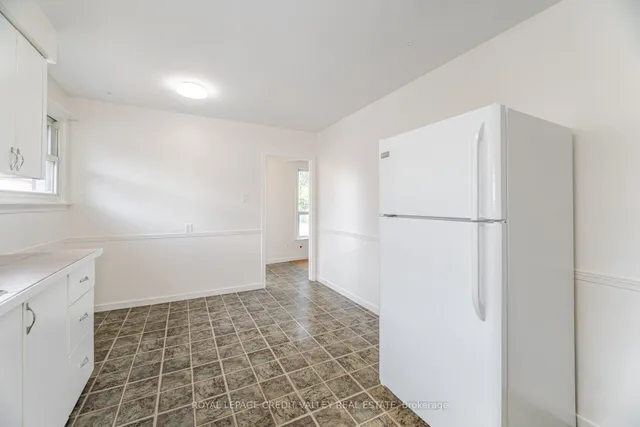 Additional image 15 of 36 Autumn Blvd