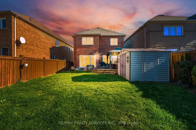 Additional image 43 of 3 Napoleon Cres