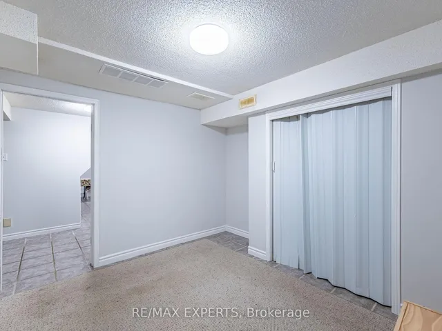 Additional image 46 of 33 Nipissing Cres