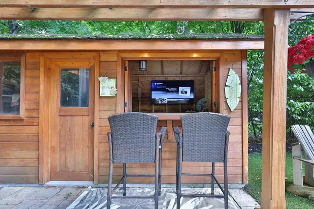 Additional image 40 of 165 Digby Rd