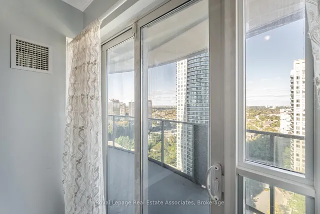 Additional image 22 of 60 Absolute Ave