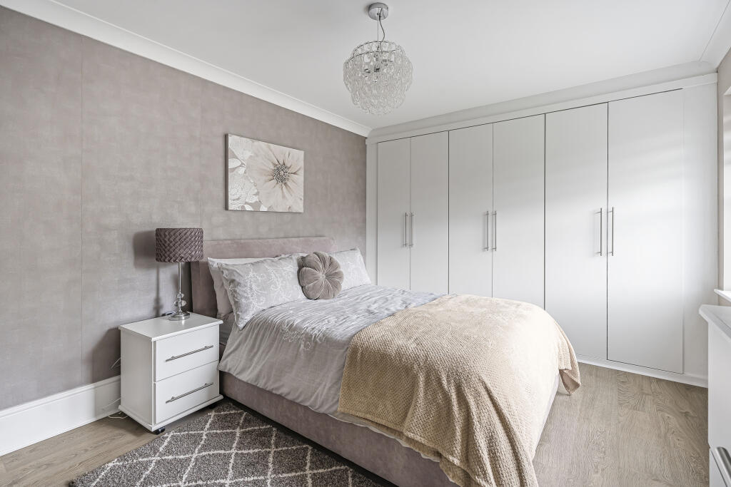 Additional image 22 of Beningfield Drive, St. Albans, Hertfordshire, AL2