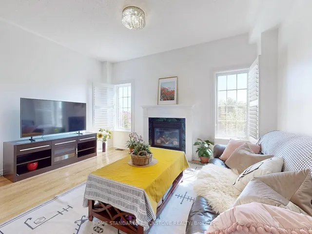 Additional image 14 of 50 Versailles Cres