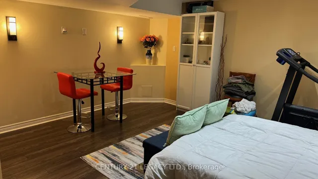 Additional image 36 of 674 Coach Dr