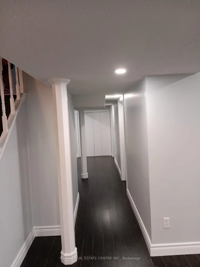 Additional image 43 of 37 Pebblestone Circ