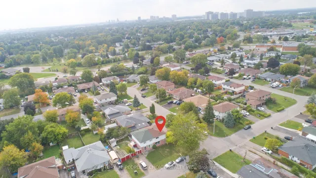Additional image 46 of 82 Davenport Cres