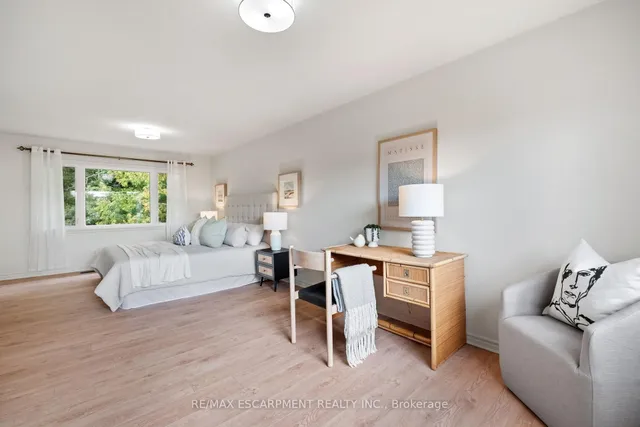 Additional image 18 of 463 Grand Blvd