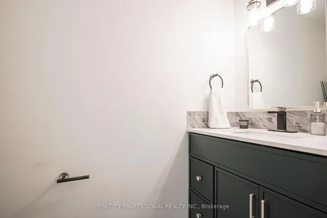 Additional image 18 of 16 Mangrove Rd