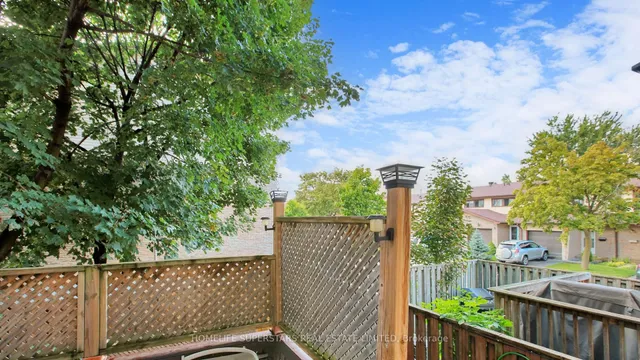 Additional image 42 of 76 Collins Cres