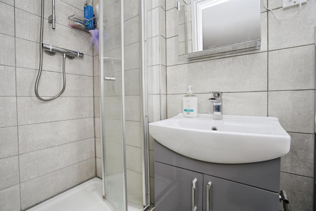 Additional image 9 of Buttercup Close, Hatfield