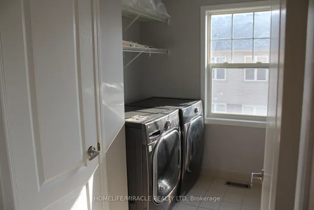 Additional image 36 of 5980 Whitehorn Ave Unit 38