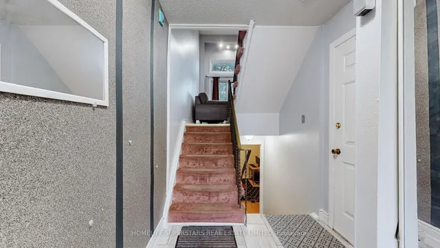 Additional image 31 of 76 Collins Cres