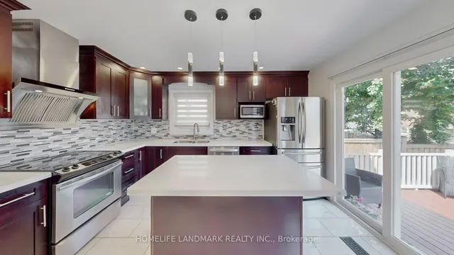 Additional image 5 of 373 Kingsbridge Garden Circ