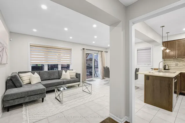 Additional image 8 of 14 Crossbill Rd