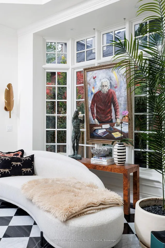 Additional image 19 of 34 South Dr