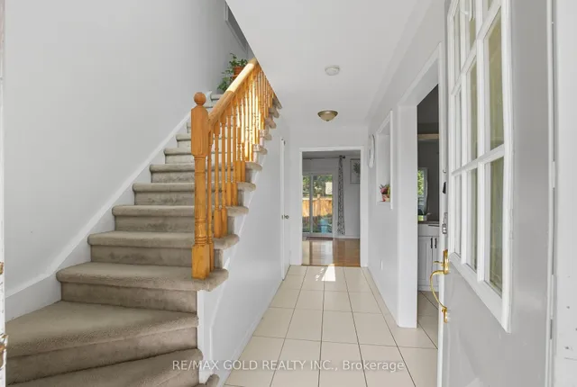 Additional image 3 of 26 Wickstead Crt