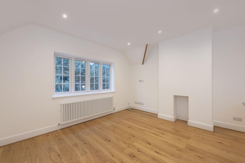Additional image 3 of Hall Place, St. Peters Street, St. Albans, Hertfordshire, AL1
