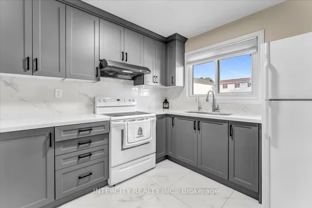 Additional image 13 of 6 Hedley Crt