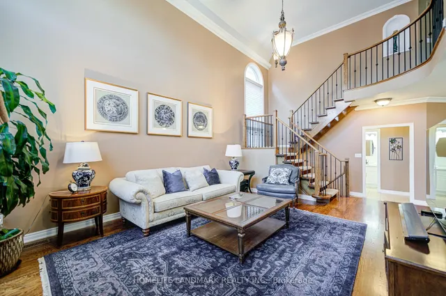 Additional image 37 of 1388 Pinery Cres