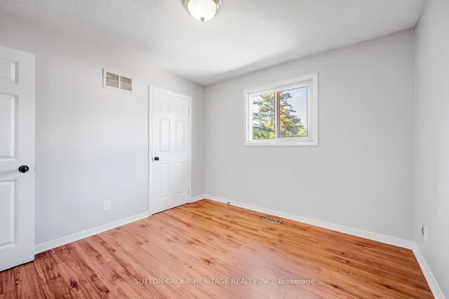 Additional image 29 of 8 Poinsettia Pl