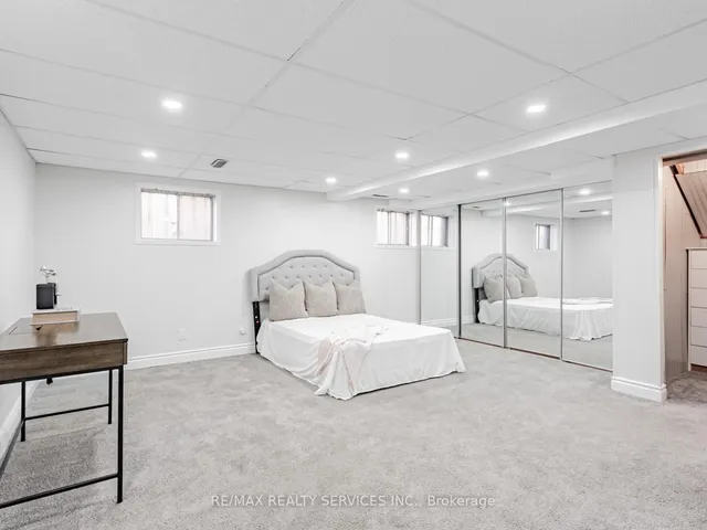 Additional image 36 of 16 Marchmount Cres