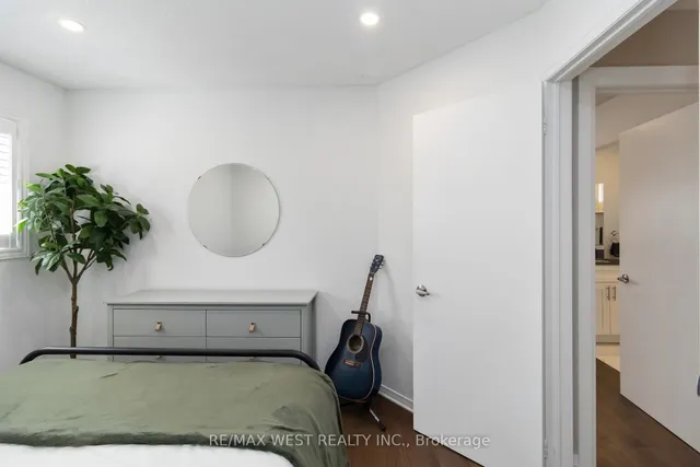 Additional image 17 of 440 BLUESKY Cres