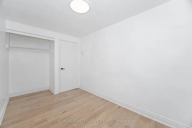 Additional image 26 of 20 Greenhills Sq