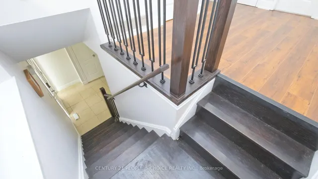 Additional image 26 of 82 Davenport Cres