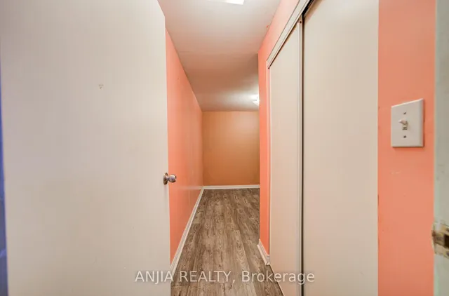 Additional image 29 of 550 Bluesky Cres