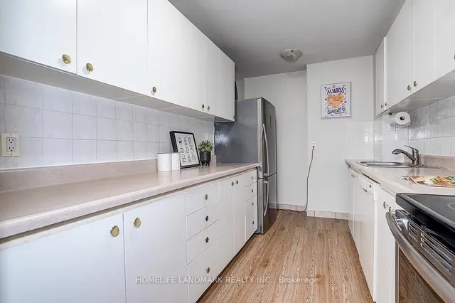 Additional image 20 of 1624 Bloor St Unit 65