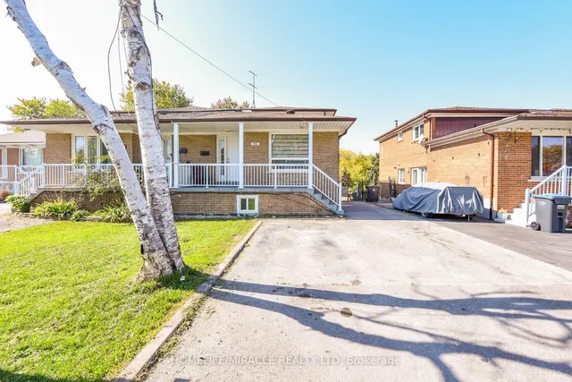 Property image for 3442 Laddie Cres
