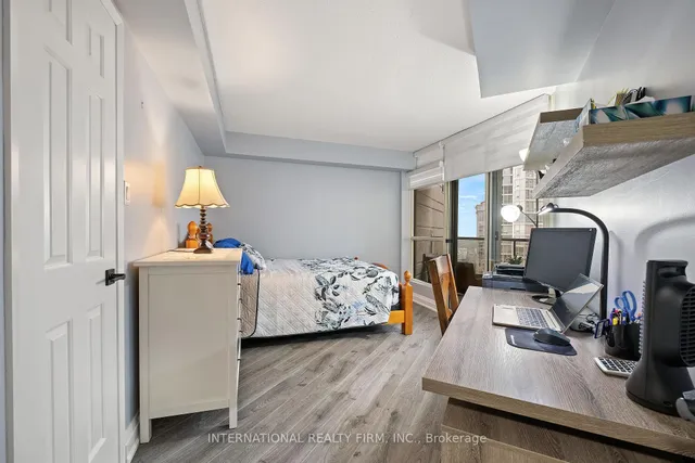 Additional image 22 of 55 Kingsbridge Garden Circ Unit 1706