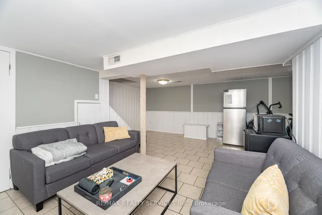 Additional image 30 of 85 Eldomar Ave