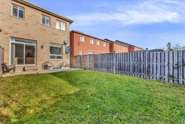 Additional image 18 of 124 Rocky Point Cres