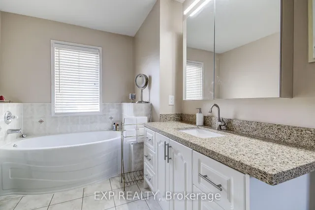 Additional image 32 of 45 Marbleseed Cres