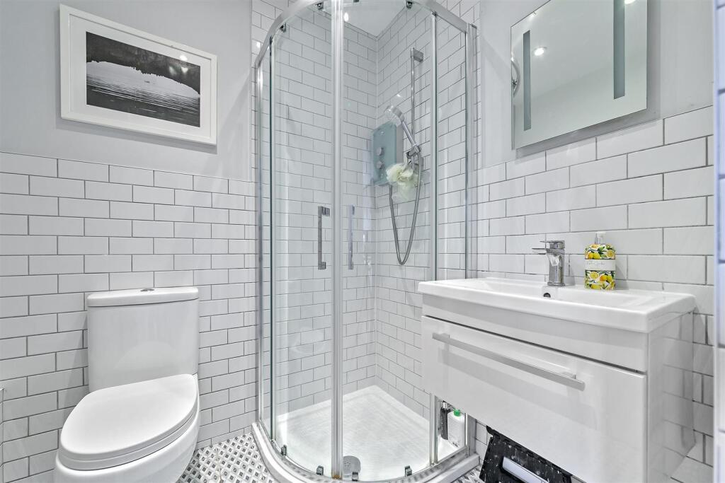 Additional image 11 of South Close, St. Albans