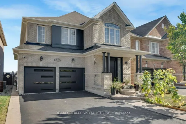 7 NEWINGTON Cres