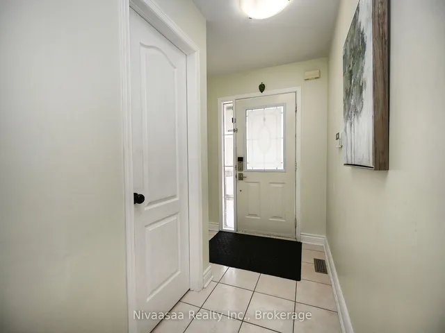 Additional image 4 of 38 Amethyst Circ