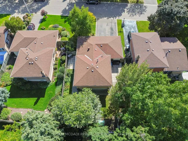 Additional image 40 of 77 Lockton Cres