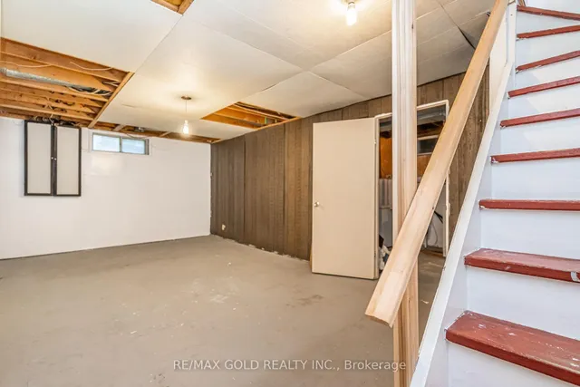 Additional image 33 of 12 Lorraine Cres