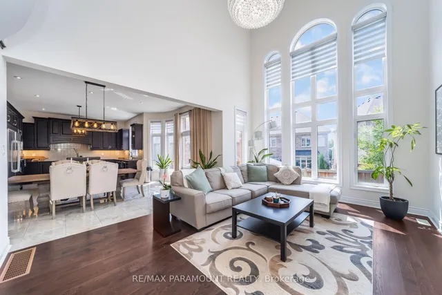 Additional image 19 of 8 Accolade Crt