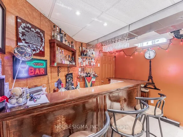 Additional image 37 of 415 Hillbury Dr